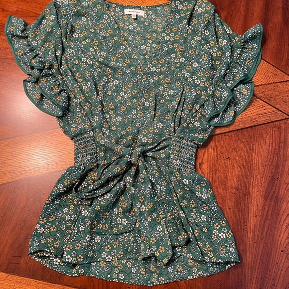 Max Studio Tops - NWOT Green Floral wrap top